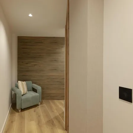 Comeback Casta Diva Apartment *